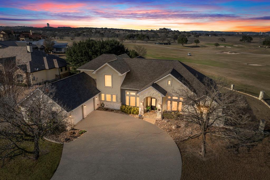 Foto principal - 3404 Comanche Trace Dr