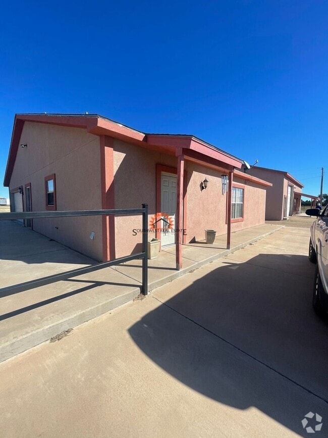 Building Photo - 232 Hawken Rd