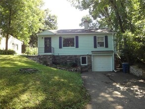 Building Photo - 2336 Ives Ln N