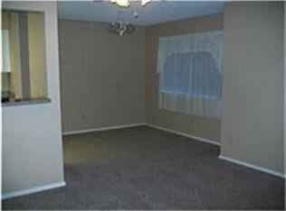 Building Photo - 5323 Pinewilde Dr
