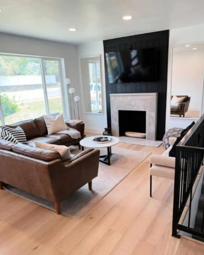 Building Photo - 2392 S 200 W