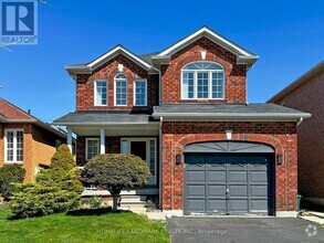 Building Photo - 10 Lacroix Ct