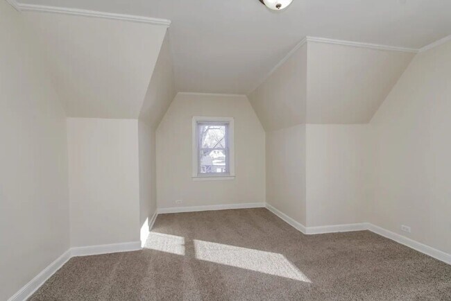 Building Photo - 9320 S 54th Ct