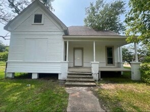 Building Photo - 1211 W Park Ave