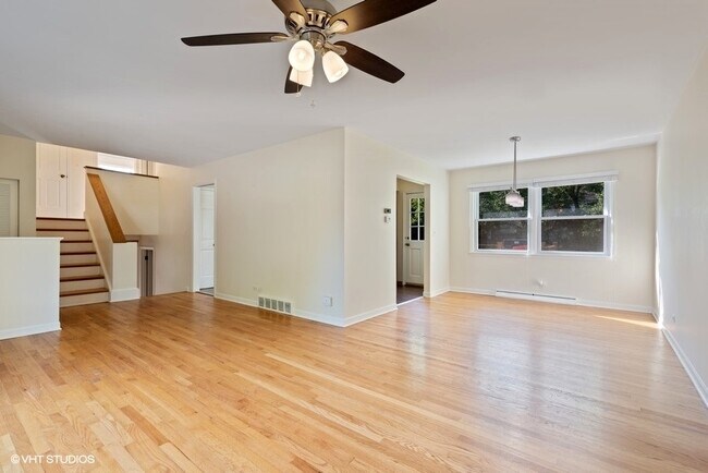 Building Photo - 1413 Dartmouth Ln