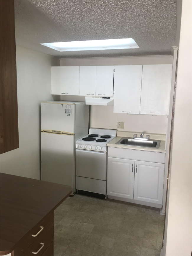 Building Photo - 15156 Pine Meadows Dr