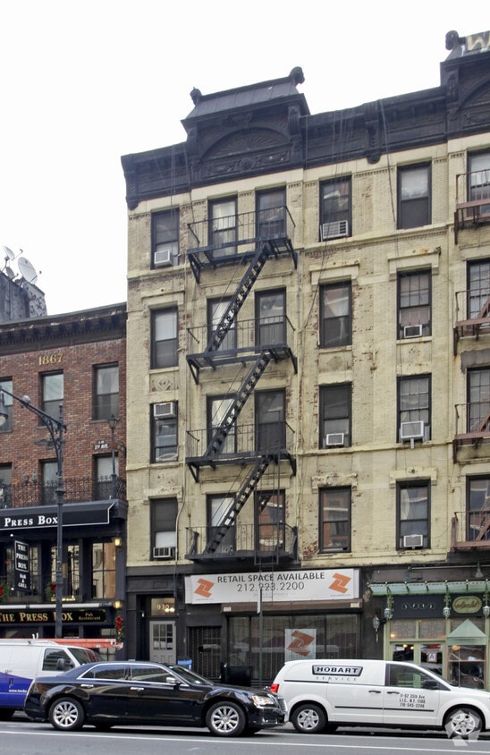 Building Photo - 930 Second Ave