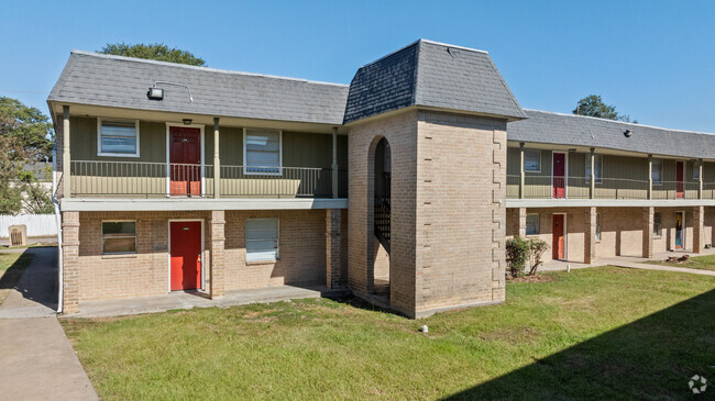 Building Photo - Palms on Rolling Creek