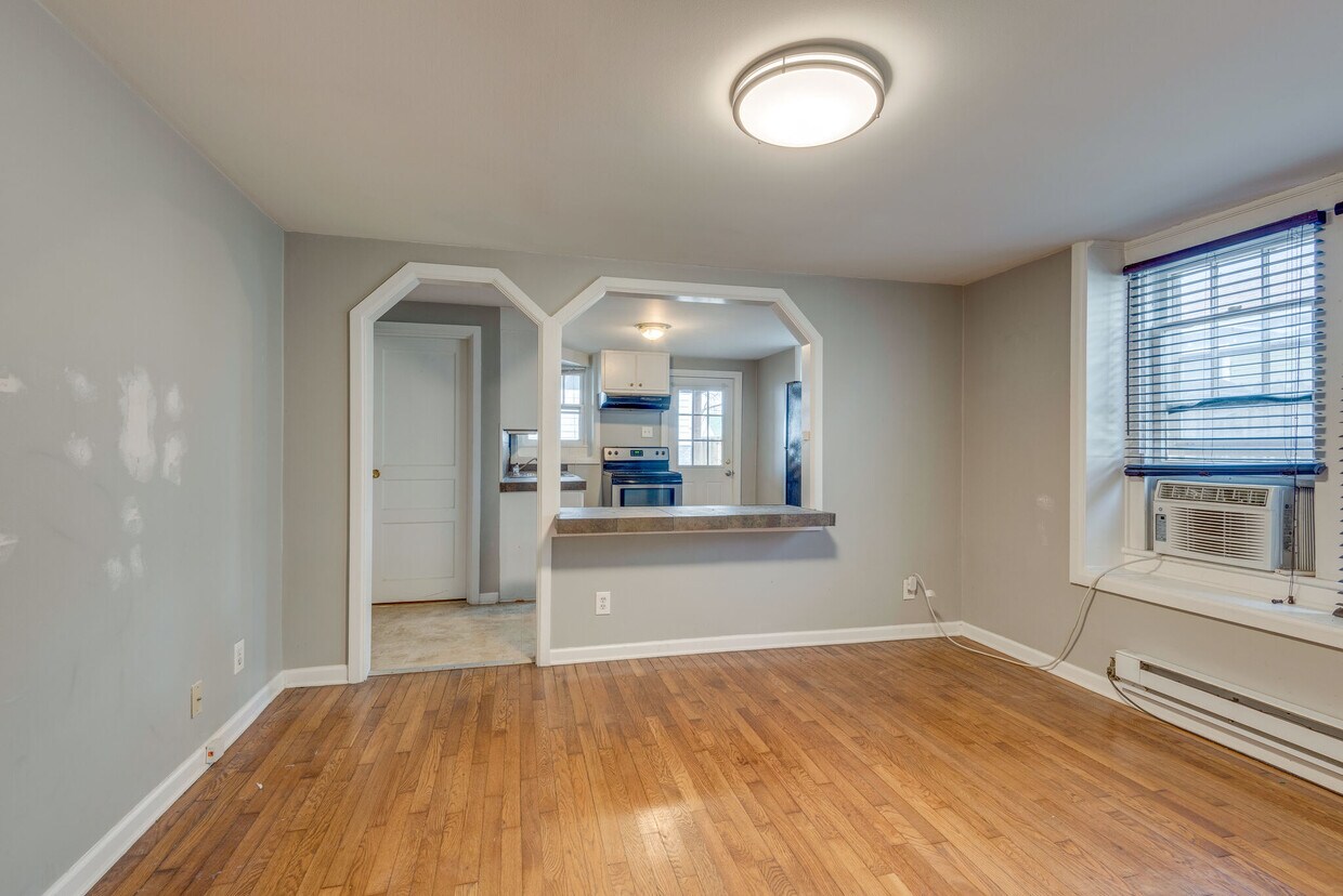 Foto principal - 129 43rd Ave N