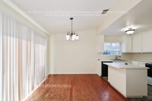 Foto del edificio - 3509 Rancho Rio Way