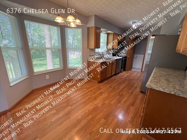 Foto del edificio - 6376 Chelsea Glen Dr