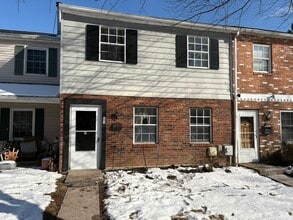 Building Photo - 61 Salem Rd