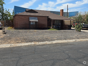 Building Photo - 5122 N 24th Ave