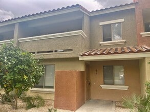 Building Photo - 440 Tava Ln