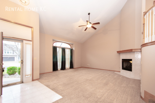 Building Photo - 5509 W 153rd St