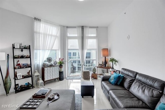 Foto del edificio - 2 br, 2 bath Condo - 3030 NE 188th St Apt 706