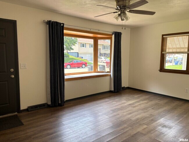 Foto del edificio - 2544 Glenn St