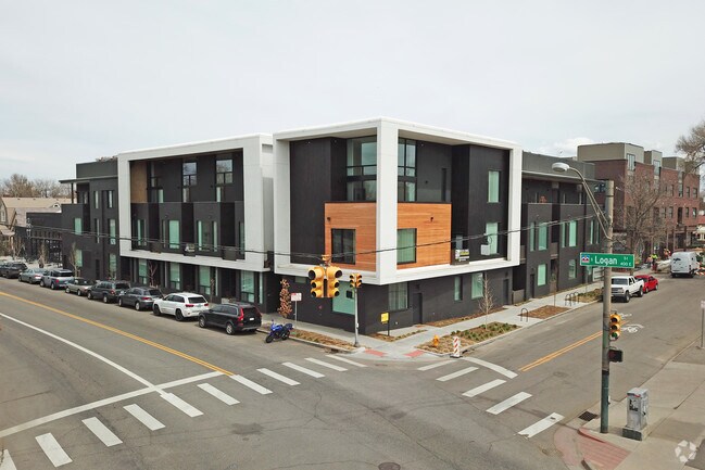 Summit at Wash Park Apartments Apartments Denver, CO
