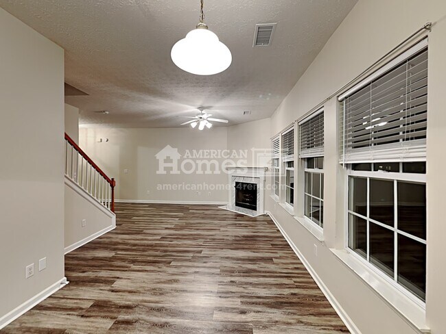 Building Photo - 1007 Rutherford Way