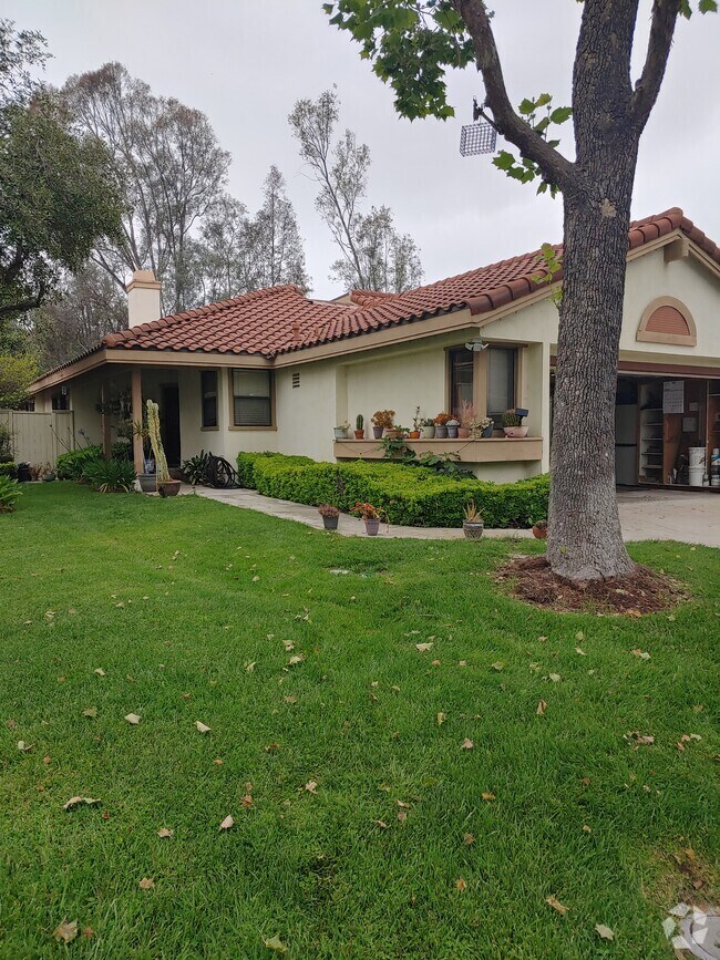 Mountain Meadows Gated Apartments for Rent Pomona, CA 1 Rentals