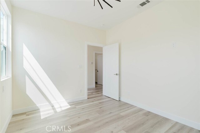 Foto del edificio - 10405 Ruffner Ave