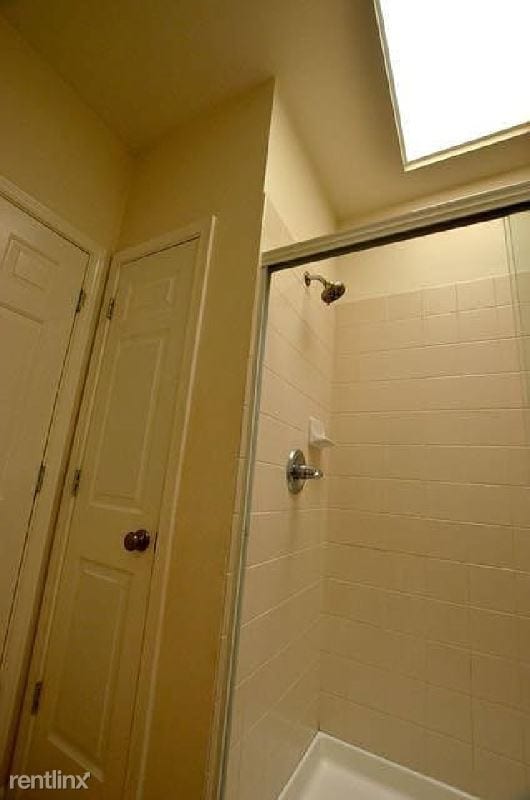 Building Photo - 2 br, 2 bath Townhome - 730 S Mickley Ave