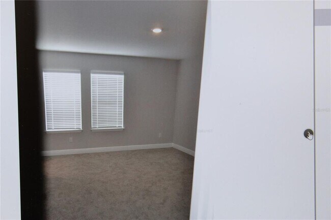 Building Photo - 2518 Warren Acrs Blvd