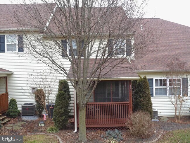 Building Photo - 133 Sutherland Rd