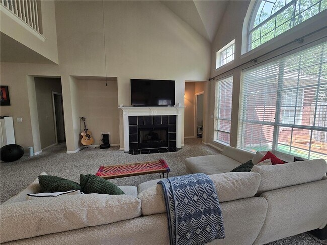 Foto del edificio - 10620 Chestnut Ridge Rd