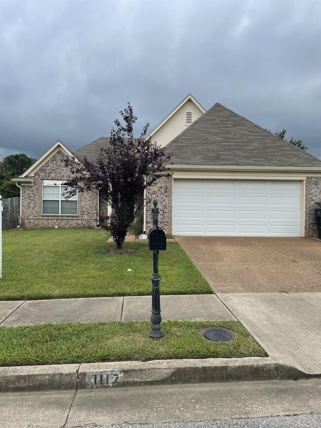 Building Photo - 1117 E Cortona Cir