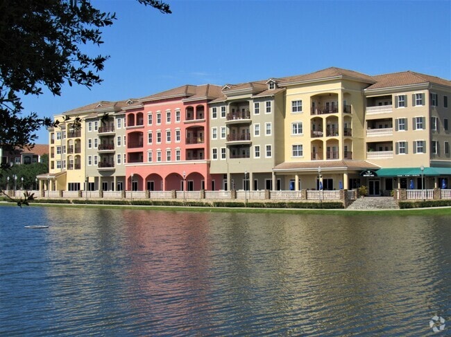Tuscany Square - 424 Luna Bella Ln