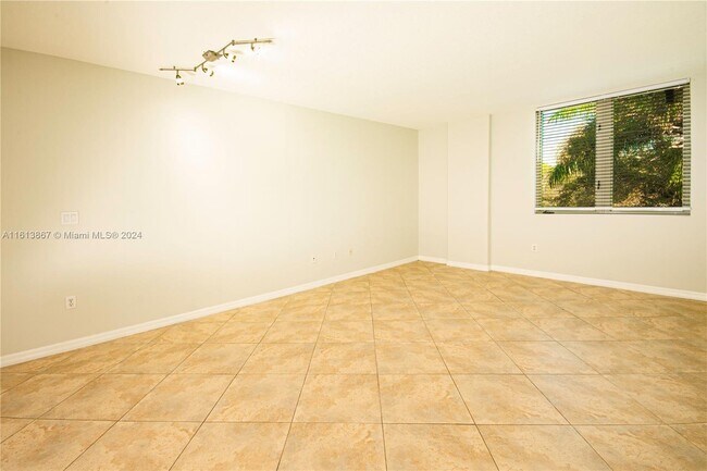 Foto del edificio - 2630 SW 28th St