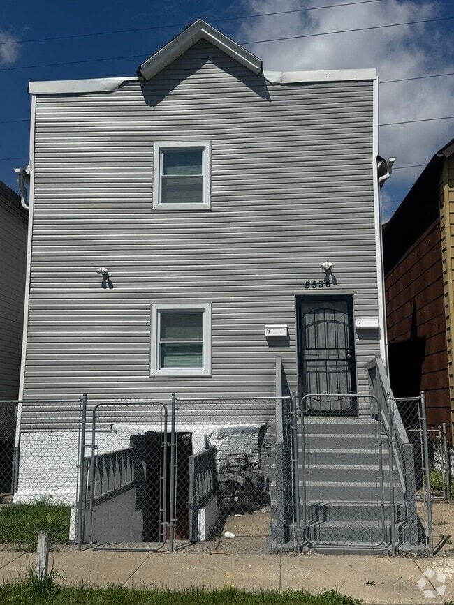 Building Photo - 5536 S Perry Ave