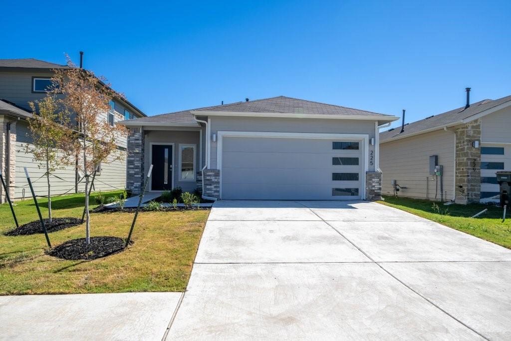 Foto principal - 225 New Hampton Wy