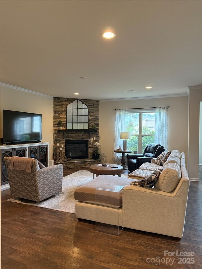 Foto del edificio - 10413 Honeyfur Ct