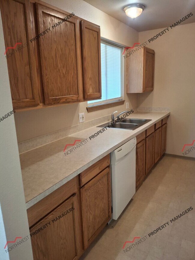 Foto del edificio - 312 E Locust St