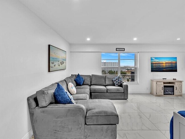 Foto del edificio - 5100 Dupont Blvd