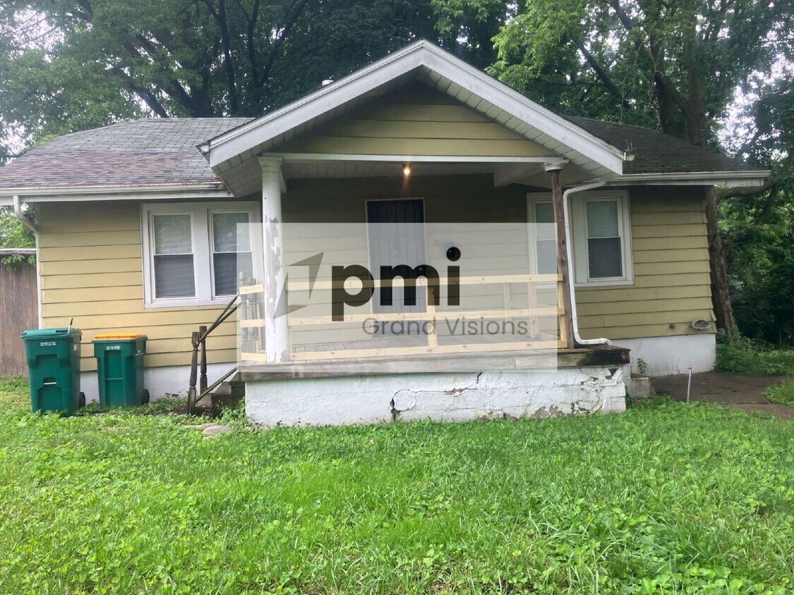 Foto principal - 1130 N Dunham St
