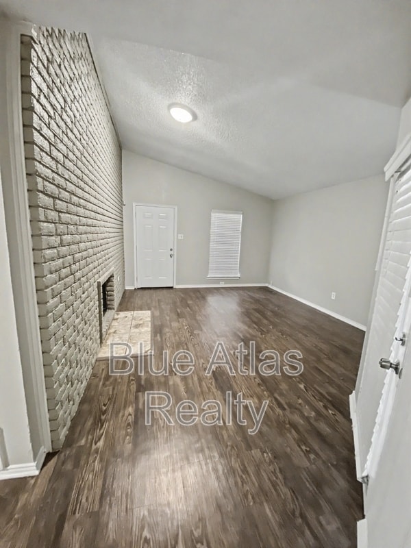 Building Photo - 3421 Meadowmoor St