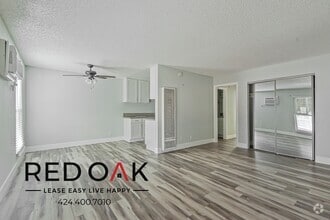Building Photo - 10562 Haddon Ave