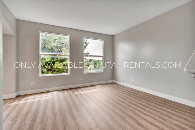 Building Photo - 3053 Sage Loop