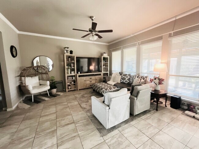 Building Photo - 7303 Abalone Wy