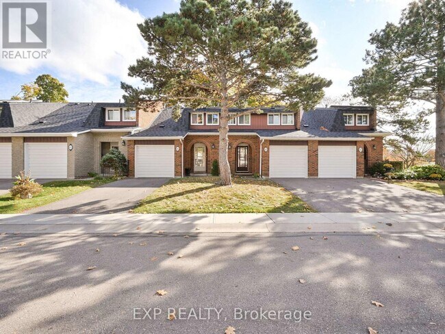Building Photo - 3351 Hornbeam Crescent