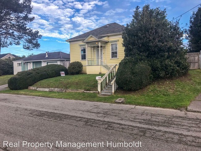 Building Photo - 4 br, 2 bath House - 2335 Garland St.