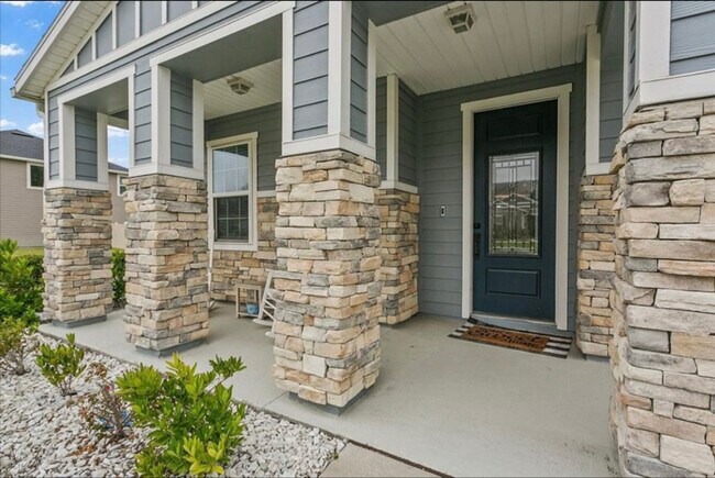 Foto del edificio - 12379 Golden Bell Dr