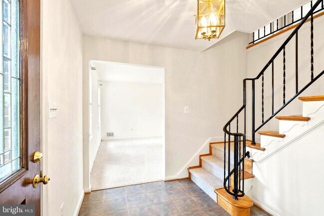 Foto del edificio - 7109 Davis Ct