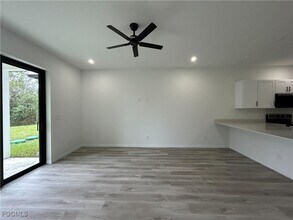 Building Photo - 451 Bell Blvd