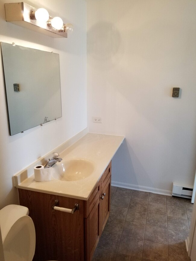 Building Photo - 1345 Cunat Ct