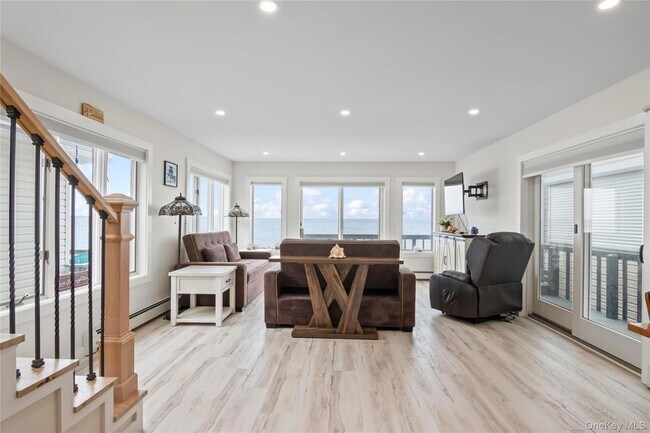 Foto del edificio - 19 Pine Ln