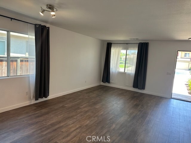 Foto del edificio - 26826 Mountain Glen Dr